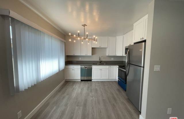 1830 Federal Ave photos photos
