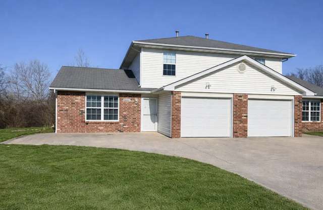 3 Bedroom Duplex! Gallery 1