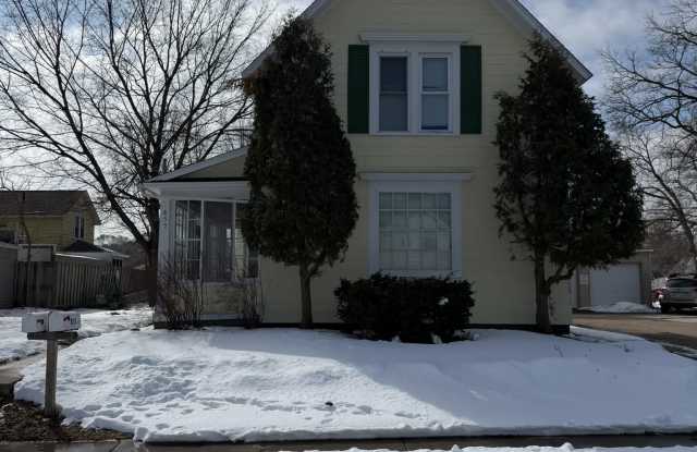 855 East Grand Avenue - B photos photos