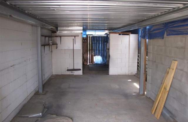 401 West Ross Avenue Gallery 3