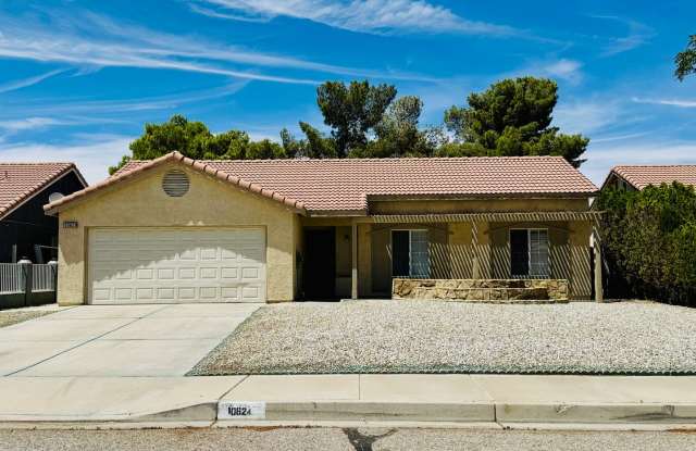 Adelanto Home- 3 Bedrooms, 2 Bathrooms, Laminate Floors, Large Back Yard photos photos Adelanto Home- 3 Bedrooms, 2 Bathrooms, Laminate Floors, Large Back Yard photos photos