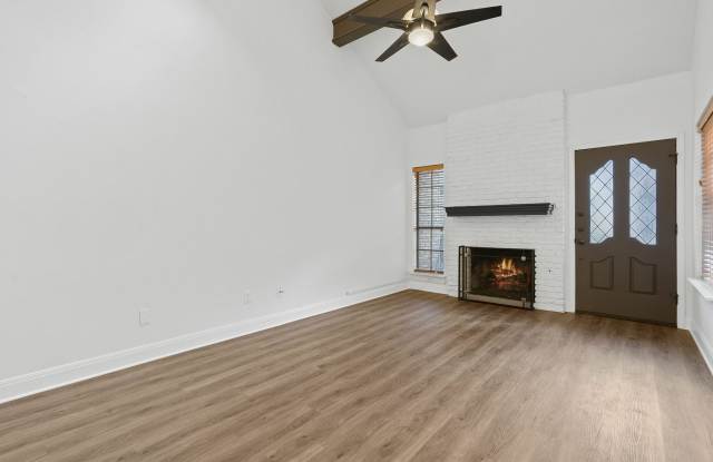10819 Crown Colony Drive Gallery 3