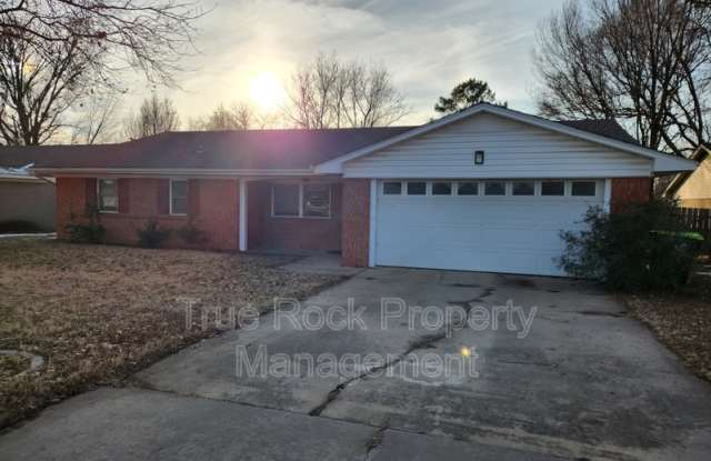 525 Rebecca Lane photos photos