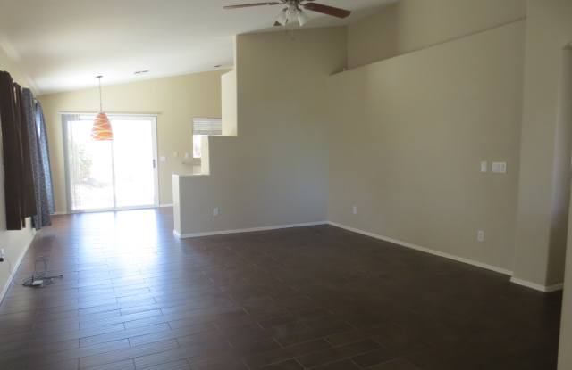 8172 W. Mary Ann Dr. Gallery 3
