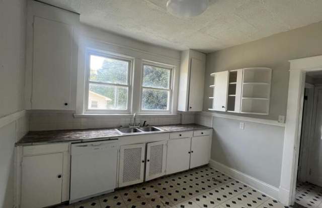 330 Stafford Street photos photos