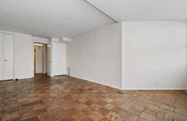 412 68th St Apt 17 Gallery 4