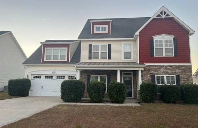 Welcome to 3520 Castlefield Lane! - 3520 Castlefield Lane, Hope Mills, NC 28306
