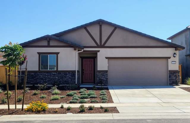 West Roseville Single Story Lennar Solar Pavia @ Fiddyment Farm, 4 bed, 2 ba 1772 sq foot - Park Across Street photos photos
