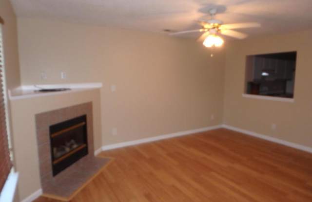 103 Spring Meadow Drive Gallery 2