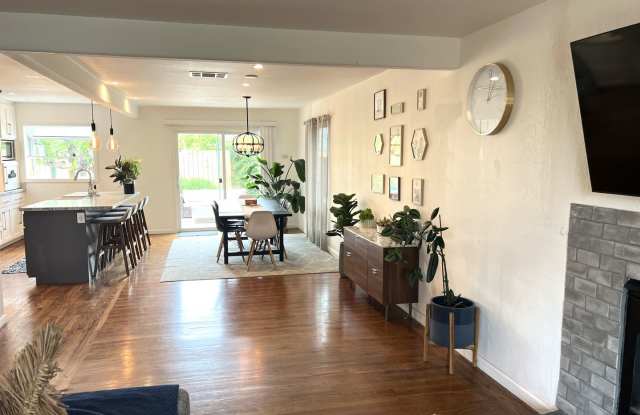 Charming, Updated 3-Bedroom Home in Prime Napa Location - 3190 Stuart Way, Napa, CA 94558