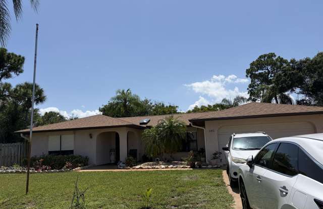 145 SE Fallon Drive photos photos