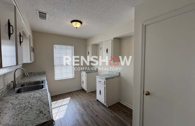 5622 Pathway Cir Gallery 4