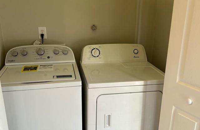 Room for Rent in 3 Bedroom Home at Rucker Cliff Dr Gallery 3