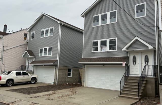 16 Robert St - 16 Robert Street, Paterson, NJ 07503