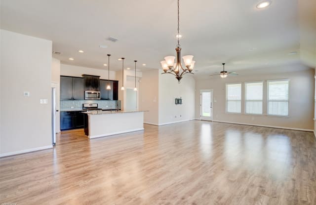 29127 Tusculum - 29127 Tusculum, Scenic Oaks, TX 78006