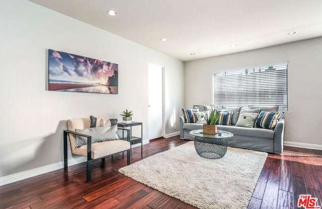 4604 Glencoe Avenue photos photos