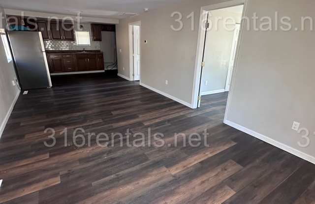 $995 - 2 bed 1 bath - Single Family Home Gallery 4