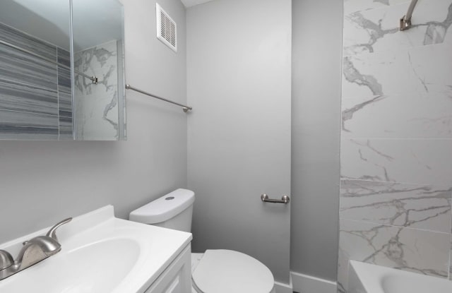 Domino Lane Apartments Gallery 4