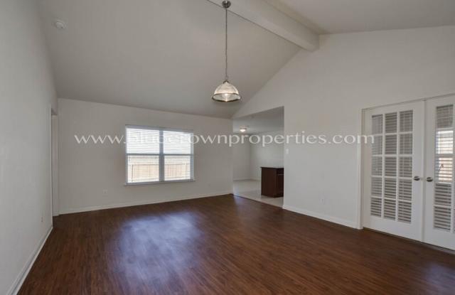 2221 Meadow Drive Gallery 4