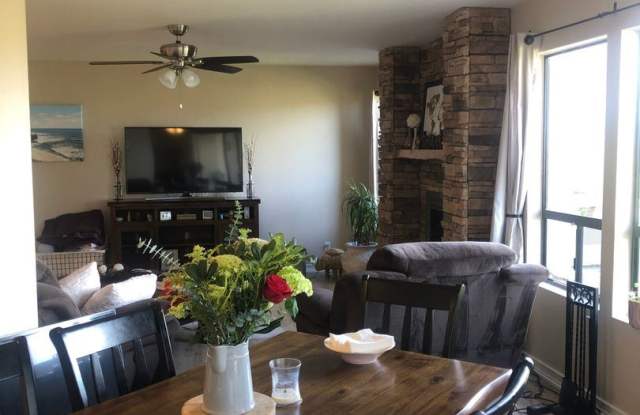 1965 Swallow Ln. Gallery 4