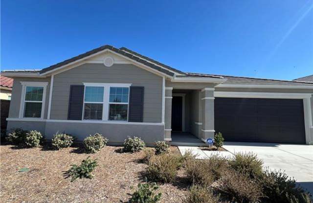Stunning 4 Bedroom + Den Single-Story Home with Solar  Battery Backup photos photos