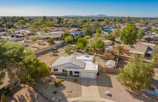 Remodeled Home with Spa Outdoor Kitchen on 1/2 Acre Cul-de-sac Lot - 2321 East Enid Circle, Mesa, AZ 85204 Remodeled Home with Spa Outdoor Kitchen on 1/2 Acre Cul-de-sac Lot - 2321 East Enid Circle, Mesa, AZ 85204