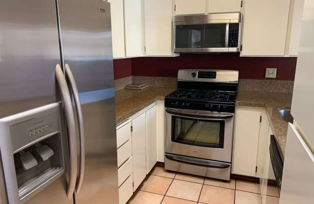 Updated 1 Bedroom 1 Bath Condo with Laundry and Garage photos photos Updated 1 Bedroom 1 Bath Condo with Laundry and Garage photos photos