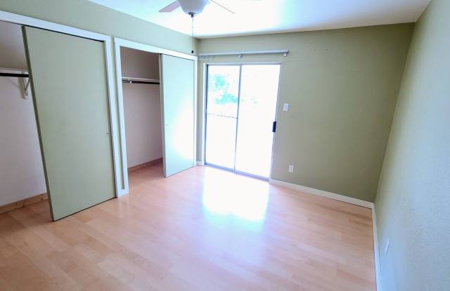 Gated Condo Off of Oltorf with Extra Large Private Balcony photos photos Gated Condo Off of Oltorf with Extra Large Private Balcony photos photos