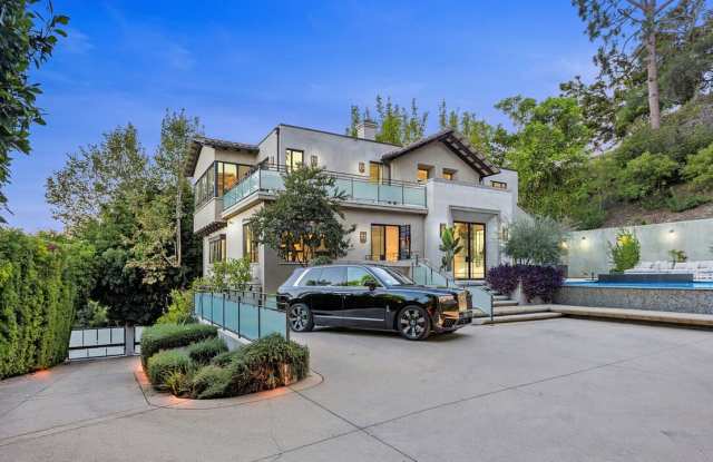 7801 Hillside Ave photos photos