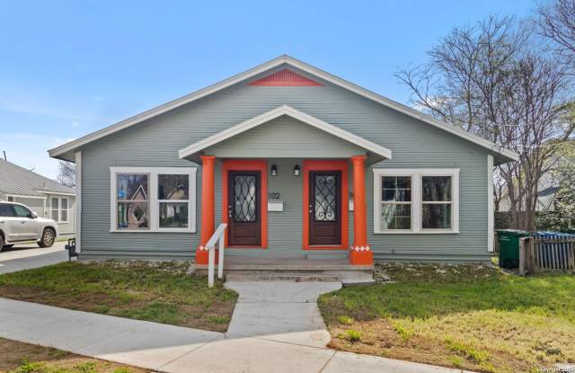 100 VALERO ST unit: 102 photos photos