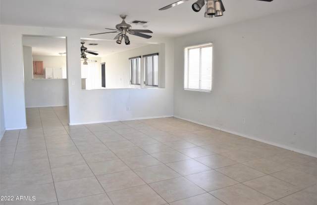 11873 W Edgemont Avenue Gallery 2