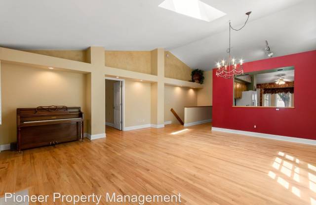4605 S Yosemite St Unit 7 Gallery 4