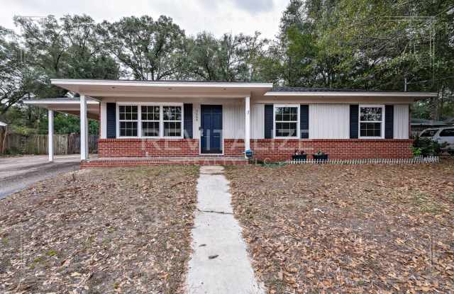 Desirable 3 Bed 1 Bath Ranch Style Home in Parkview Estates photos photos