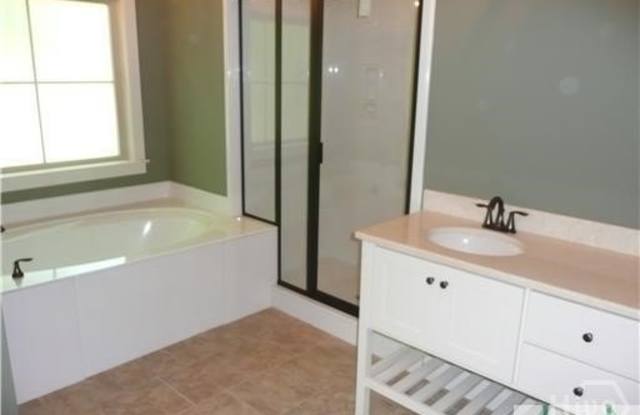 130 Ridgewood Park Court Gallery 4