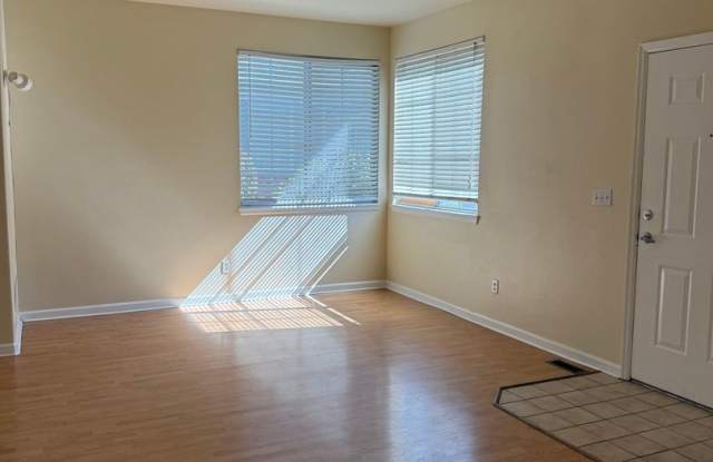 2 Bed/2 Bath in Hunter's Glen Gallery 3