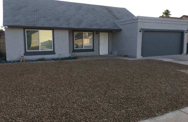 19051 N 45th Dr - 19051 North 45th Drive, Phoenix, AZ 85308