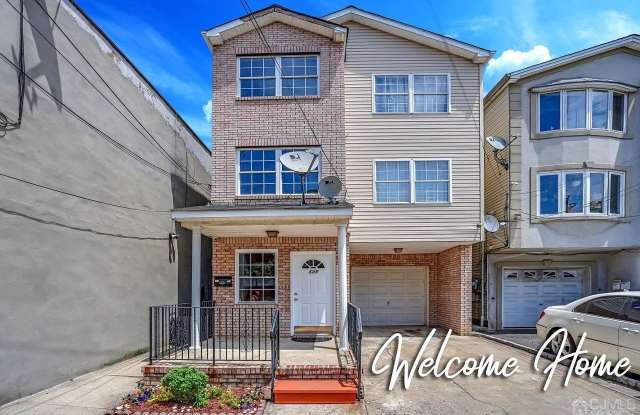 125 Elizabeth Avenue photos photos