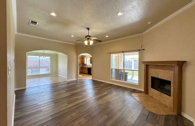 2601 Lavender Ln Gallery 3