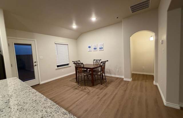 Brand New Home in Shenandoah! Gallery 4