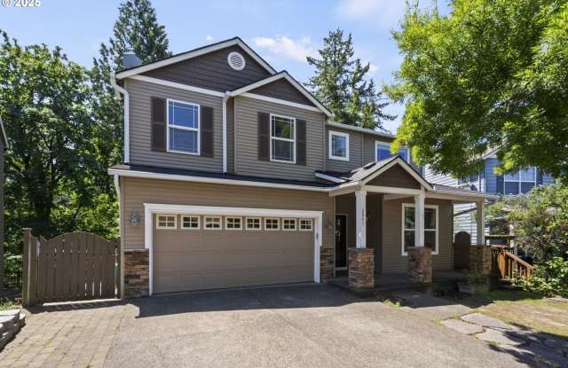 3 levels, 7 bedrooms , lower level apartment with separate entrance *Home backs to green space ! photos photos