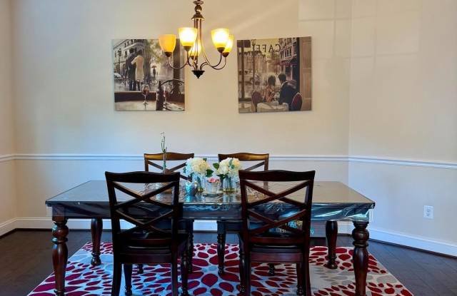 42568 AUTUMN GLORY Terrace Gallery 4