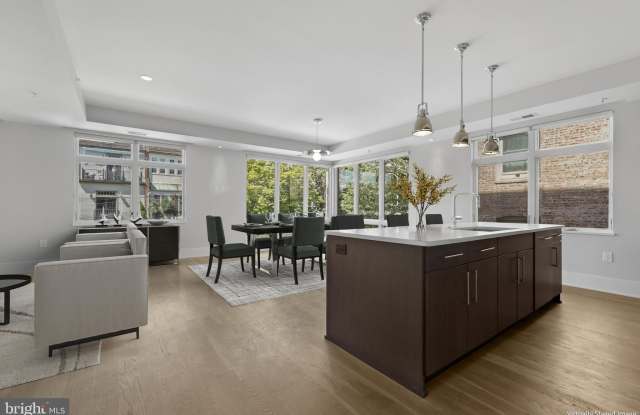 2225 CALIFORNIA Street NW Gallery 2