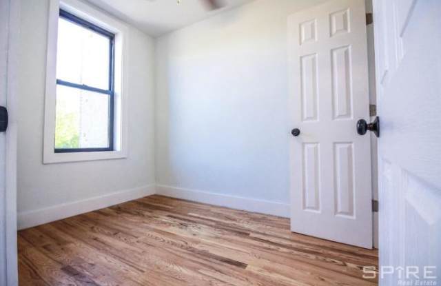 993 Dumont Avenue Gallery 3
