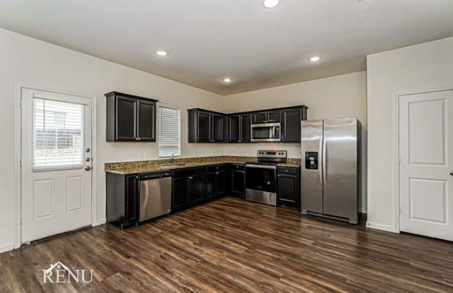 6017 Mojave Drive Gallery 2