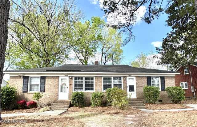 2505 E 3rd Street - 2505 East 3rd Street, Greenville, NC 27858