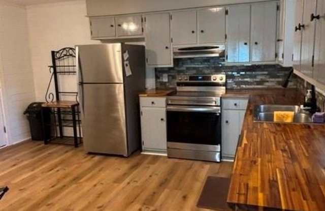 4528 Redding Court Gallery 3