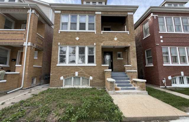 6938 S Campbell Avenue Gallery 1