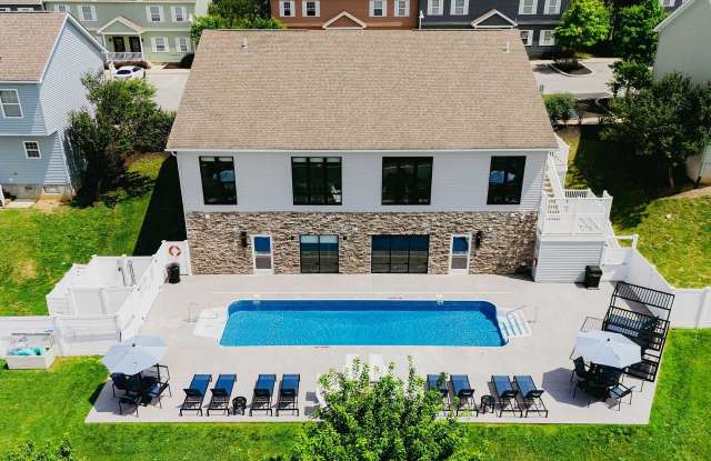 Villas at Happy Valley Gallery 1