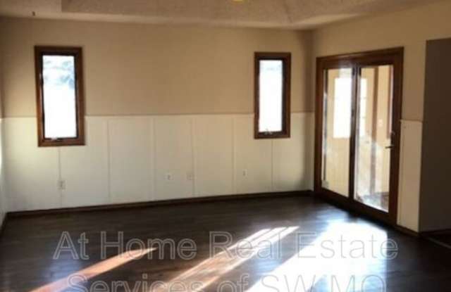 6333 W Dogwood Ct Gallery 2