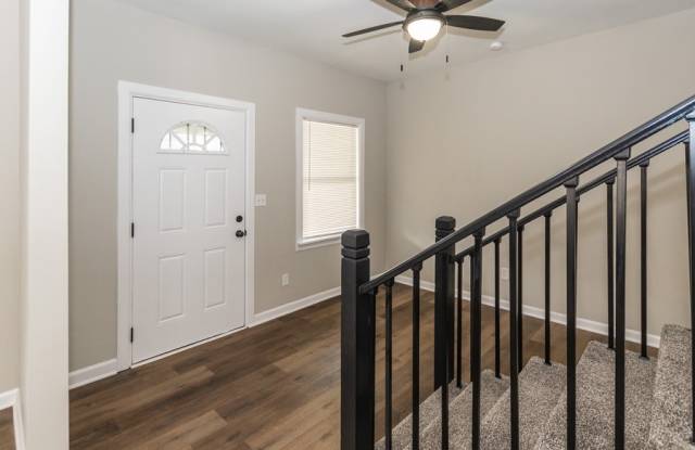 3921 Boulevard Place Gallery 4
